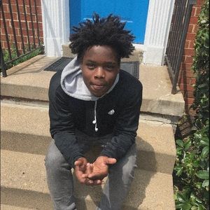 Meet your Posher, Markael